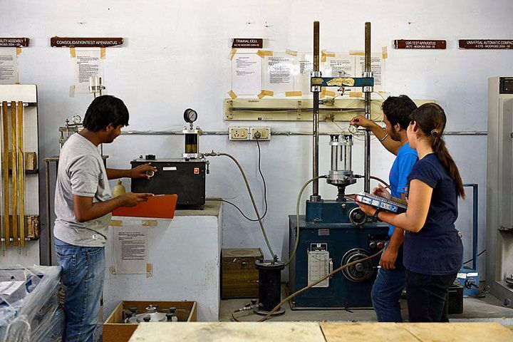 CEPT University, Ahmedabad Laboratory of CEPT University Ahmedabad